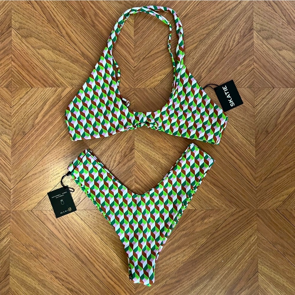 Skatie Geometric Green and Red Bikini